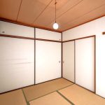 (居間)