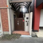 (玄関)